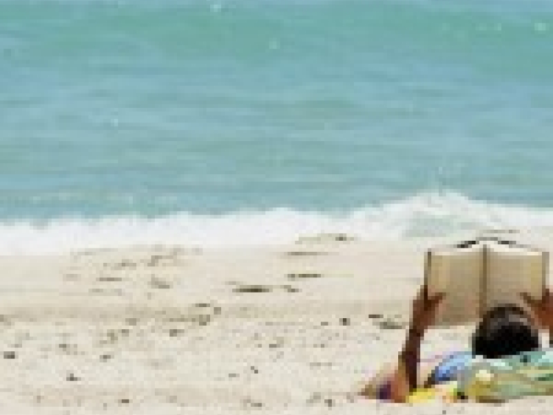 Cinco libros para verano: disfruta tu tiempo libre leyendo 